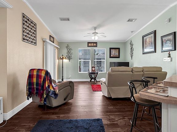 5th image of 809 Putter Place