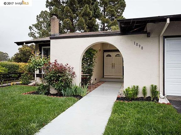 2nd image of 1090 Parkside Dr