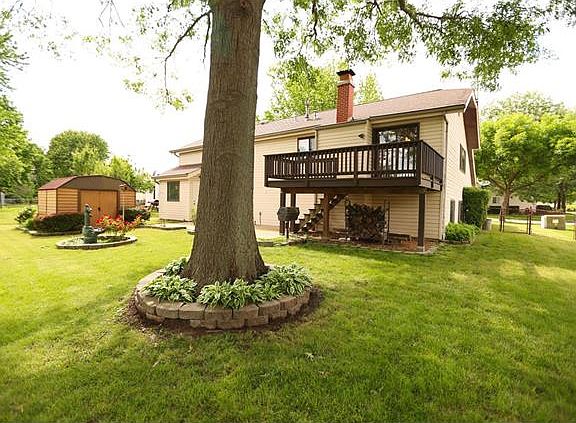 2nd image of 654 Fox Plains Dr