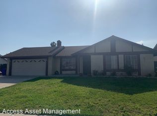 638 Iris St, Rialto, CA 92376