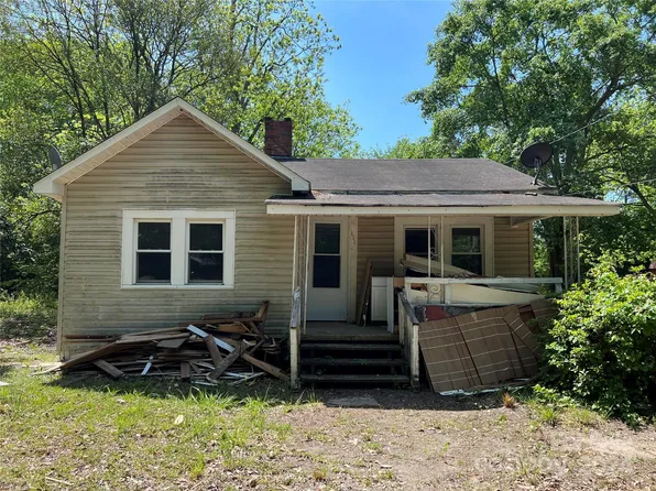 111 8th St, Lilesville, NC 28091