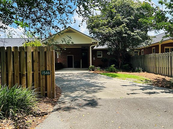 4th image of 1546 Ivy Ln