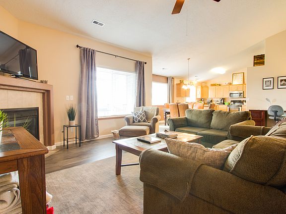 4th image of 8501 E Bull Pine Ln