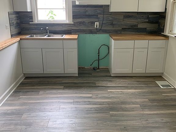 5th image of 28 Valentine St #28