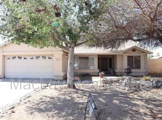 8650 W Greenbrian Dr, Peoria, AZ 85382