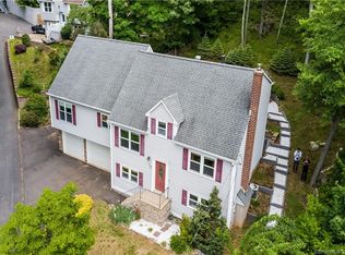 14 Fox Rd, Plainville, CT 06062