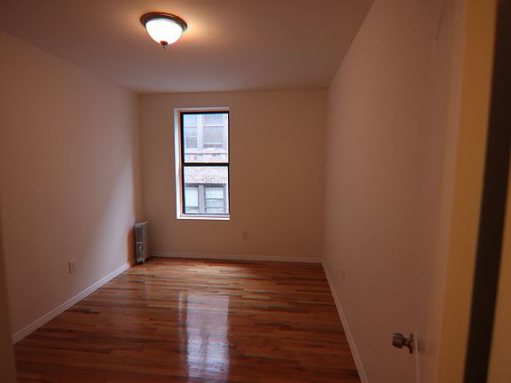 5th image of 35 Fort Washington Ave APT 5F