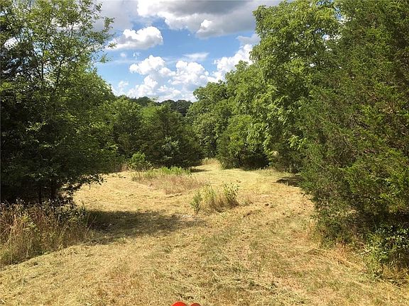 3rd image of 125 County Road 3025