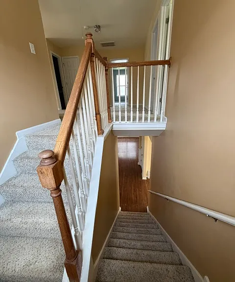 1020 Capstone Ct — Photo 8