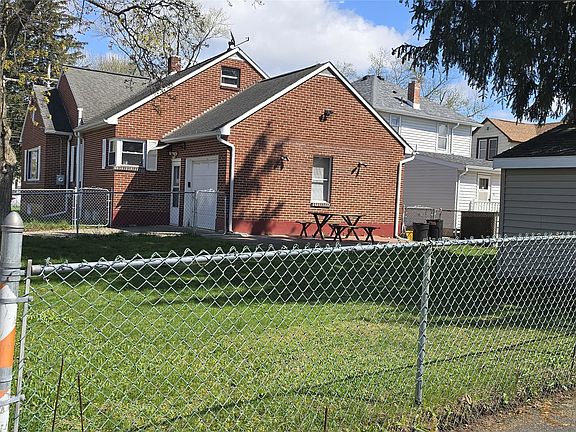 2nd image of 400 Shady Dr