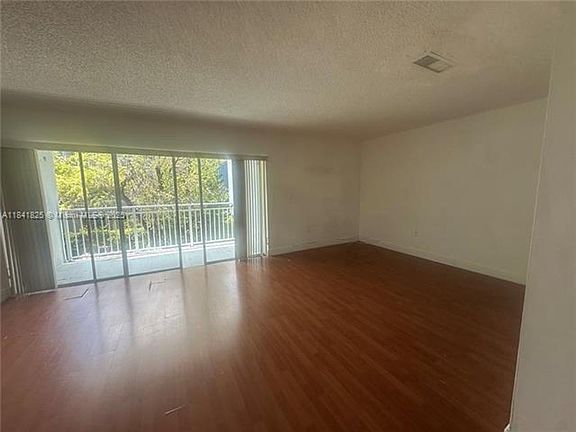 5th image of 9375 Fontainebleau Blvd #Townhouse L222