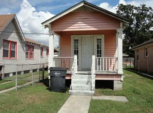 7827 Berg St, New Orleans, LA 70128