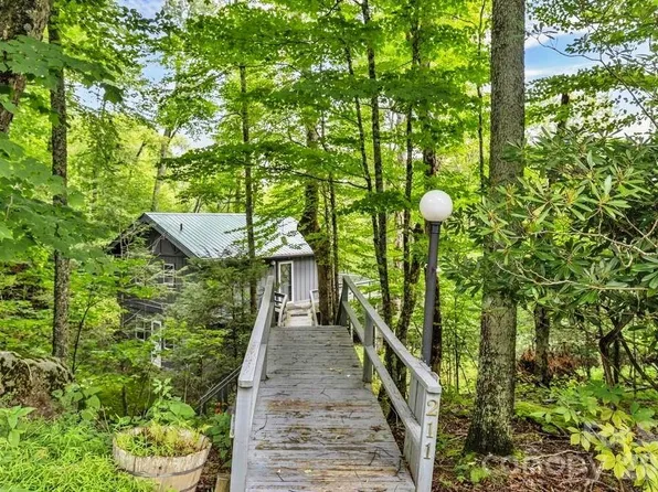 211 Foxgrape Hollow Rd #77, Blowing Rock, NC 28604