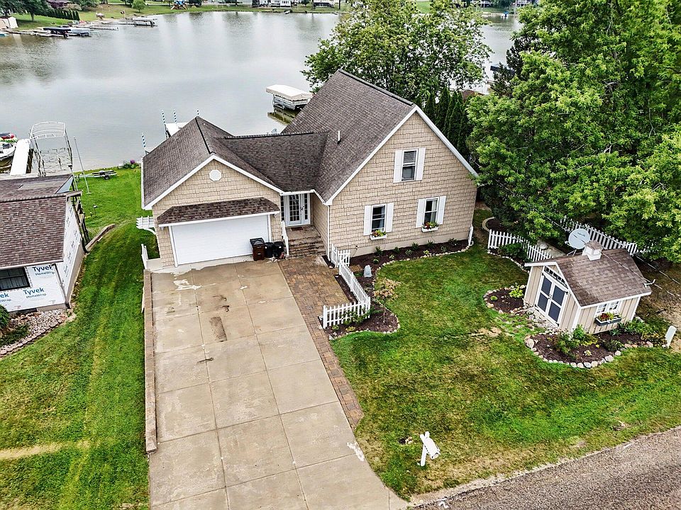 1st image of 14715 W Diane Dr