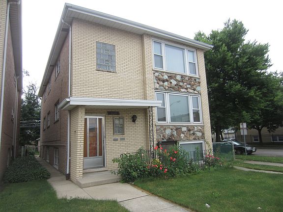 3rd image of 5806 S Archer Ave