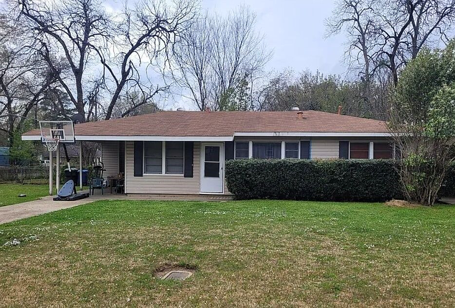 1st image of 3940 Wallace Ave