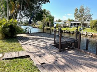 231 SE Paradise Pl, Stuart, FL 34997