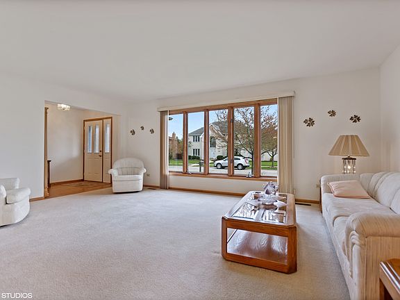 2nd image of 7912 Braeloch Ct