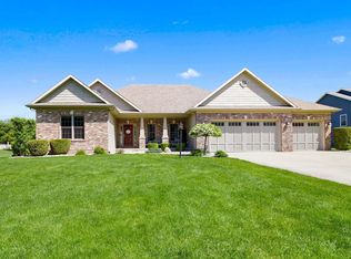 28513 Twain Dr, Elkhart, IN 46514