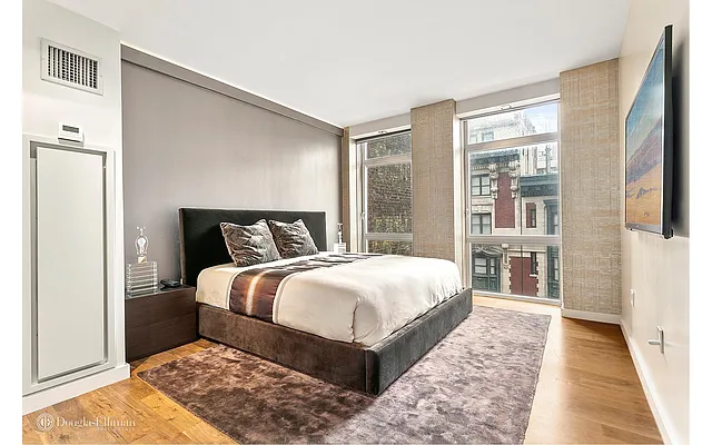 Rented by Douglas Elliman | media 4
