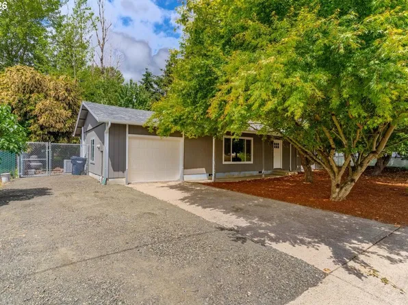 632 S 13th St, Independence, OR 97351