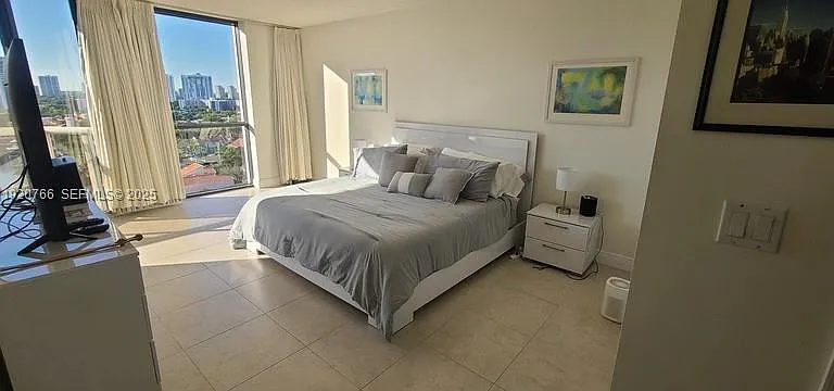 3600 Yacht Club Dr #1204 — Photo 24
