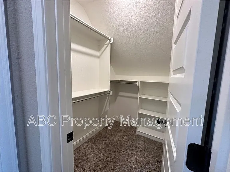 3819 W Maclura Way — Photo 7