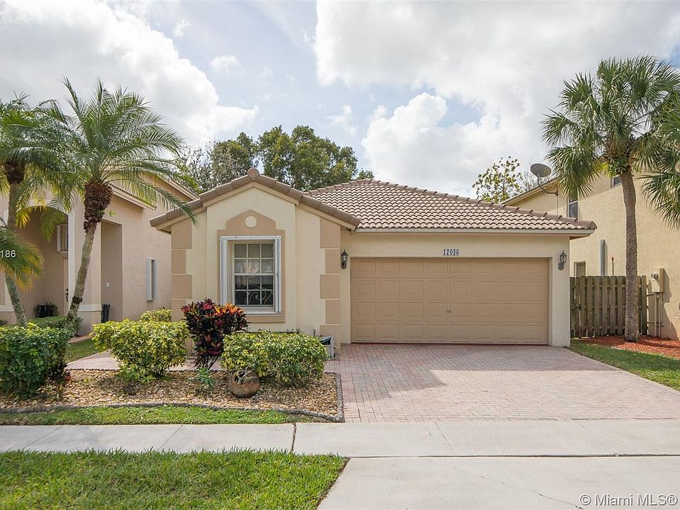 1st image of 17036 NW 12th St