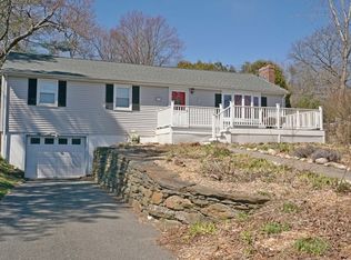 233 Park St, Easthampton, MA 01027