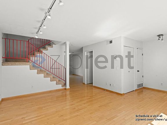 3rd image of 11051 Firethorne Dr