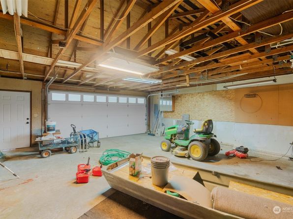 8602 Pacific Avenue SE, Olympia, WA 98513
