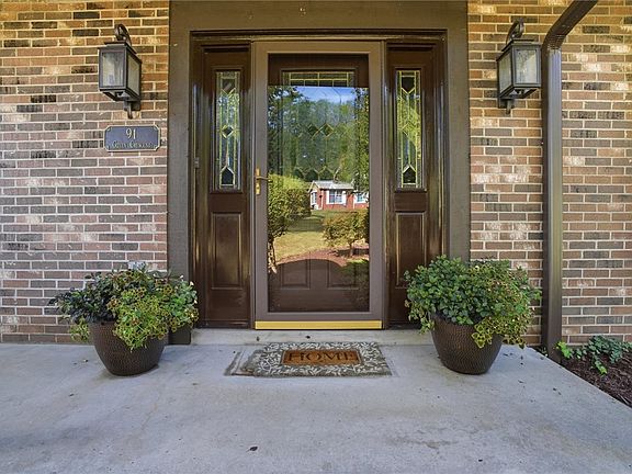 5th image of 91 Green Crescent Dr