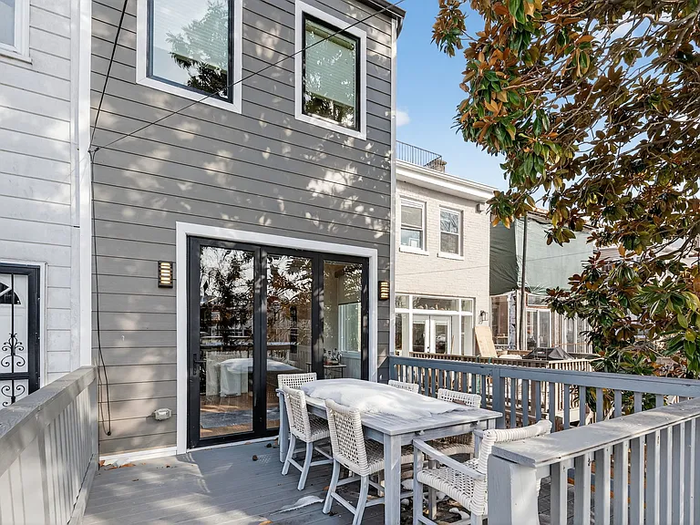 32 Adams St NW — Photo 42