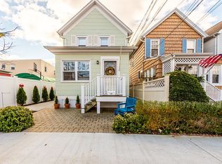 110 Ditmars St, Bronx, NY 10464