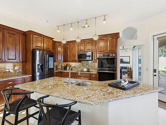 3rd image of 7475 E MARIPOSA GRANDE Drive