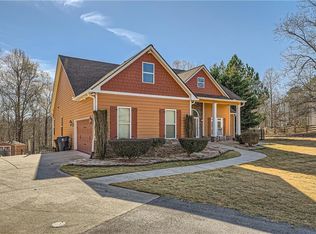 8671 High Point Rd, Douglasville, GA 30134