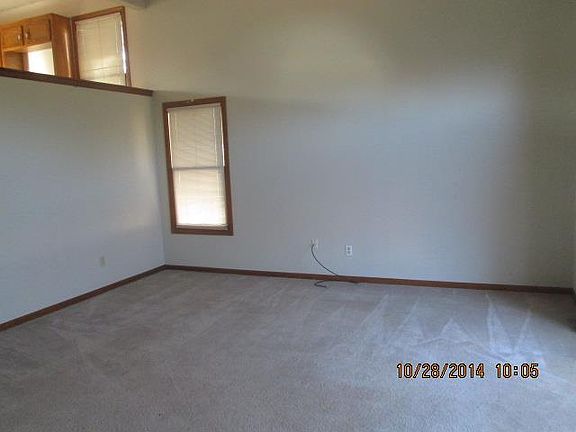 2nd image of 8401 N Wayland Dr