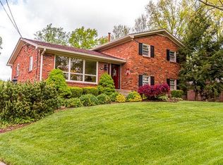 6816 Fordham Ln, Louisville, KY 40291