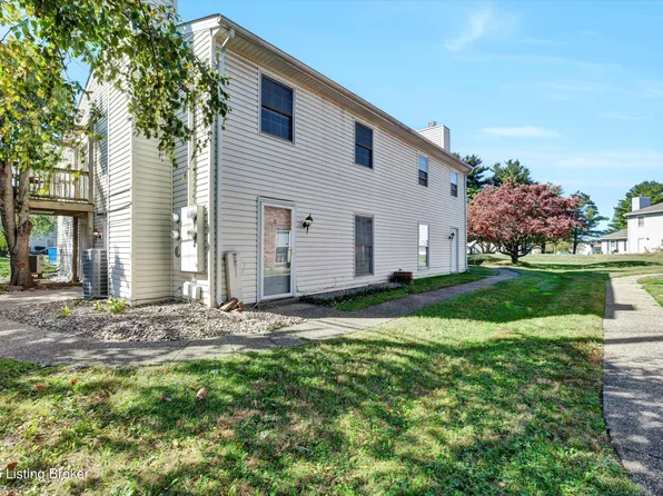 3726 Charter Oaks Dr APT 3, Louisville, KY 40241
