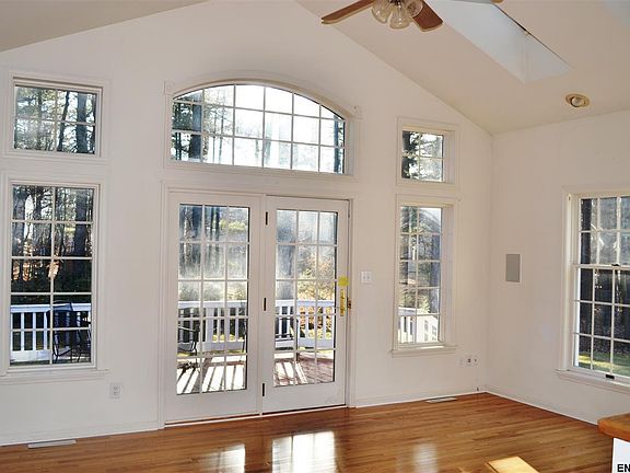 5th image of 6006 Baneberry Dr