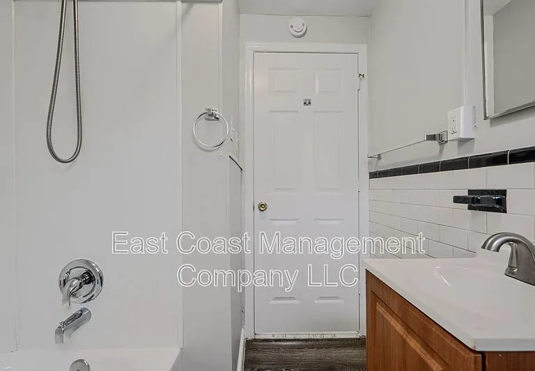 2525 Boarman Ave — Photo 11