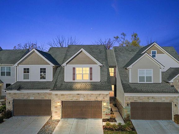 2nd image of 3094 N Spurway Dr