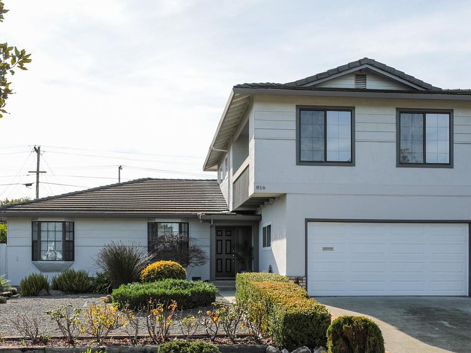 1st image of 816 Londonderry Dr