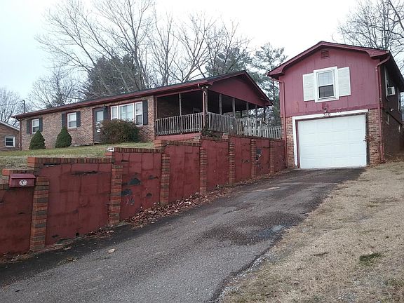 2nd image of 310 University Pkwy