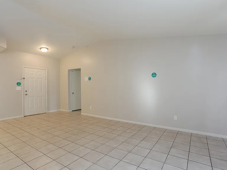 477 Wright Way — Photo 4
