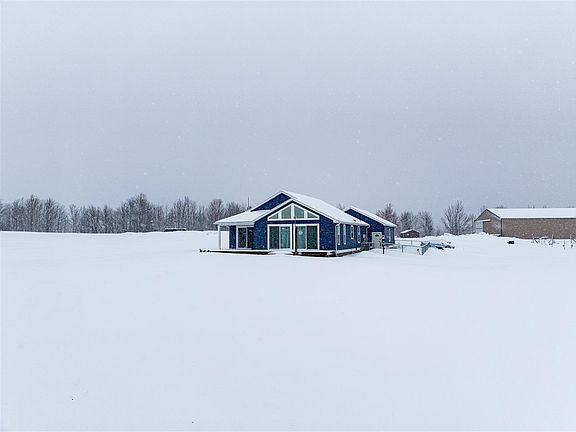 2nd image of 1791 Marion Center Rd