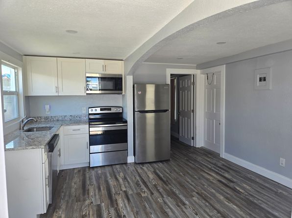 1018 SW 7th Ave #2