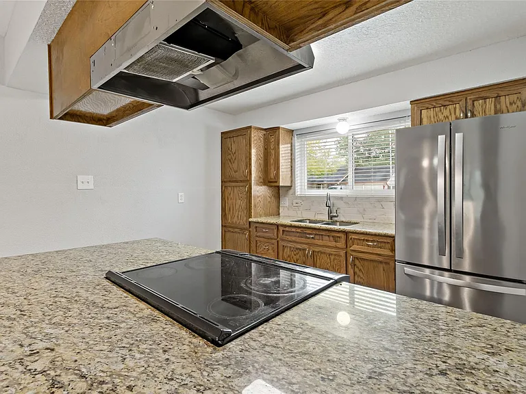12015 Pompton Dr — Photo 6