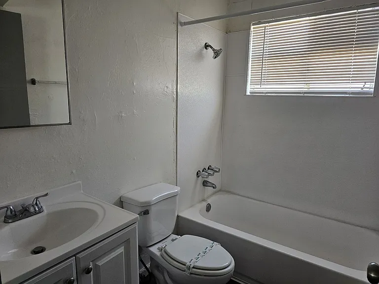 2733 S Sunland Vis — Photo 8