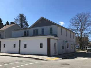 221 N Chestnut St, Derry, PA 15627